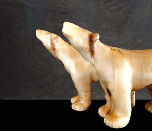Skulptur von Marcus Meyer, Polar Bears